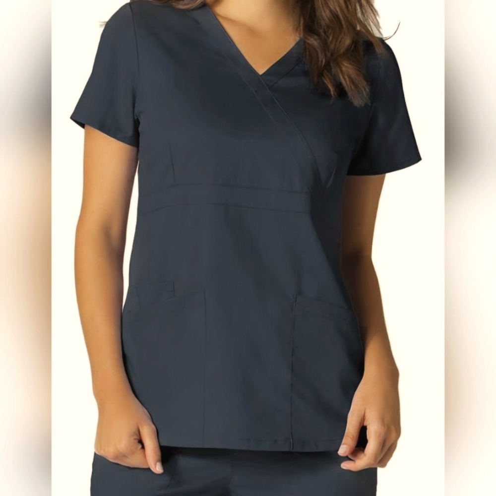 Maevan Navy blue scrub top